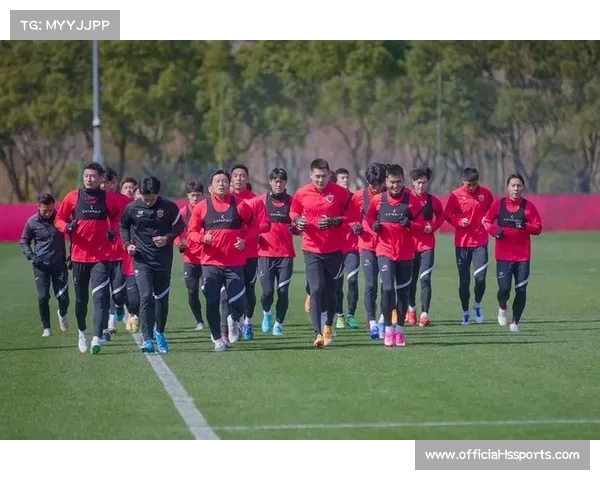 海港队多线作战体能告急主力需轮换调整以确保赛季竞争力